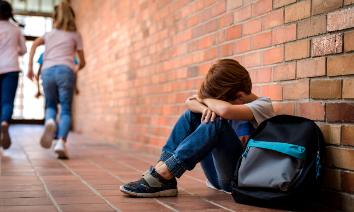 Enfermera Escolar contra violencia y el acoso en los centros educativos